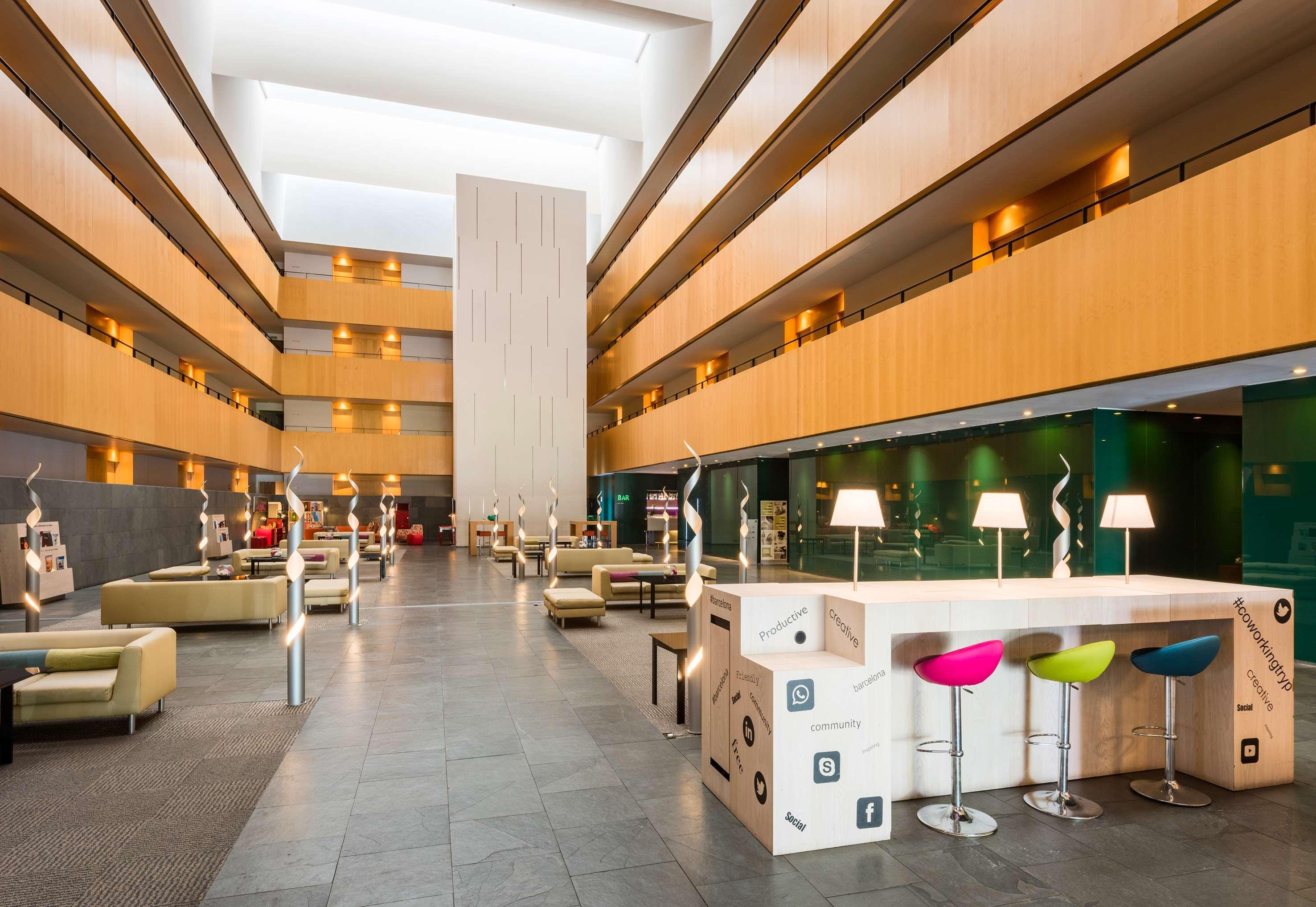Hotel Barcelona Aeropuerto, Affiliated By Melia Эль-Прат-де-Льобрегат Экстерьер фото